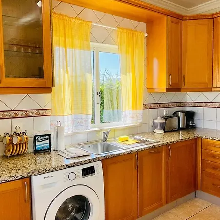 Villa Lara Lima - Private Pool - 10 Guests -