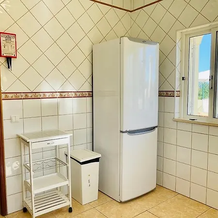 Lara Lima By Check-in Portugal *